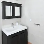 'n Gray Sea & Mountain House