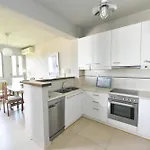 'n Gray Sea & Mountain House Kalamata