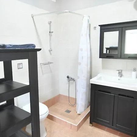 'n Gray Sea & Mountain House Kalamata