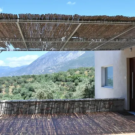 Holiday home 'n Gray Sea & Mountain House Kalamata