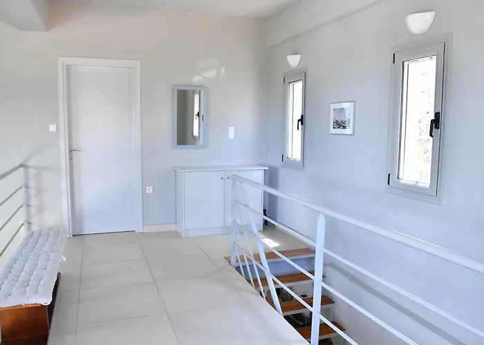 'n Gray Sea & Mountain House 卡拉马塔